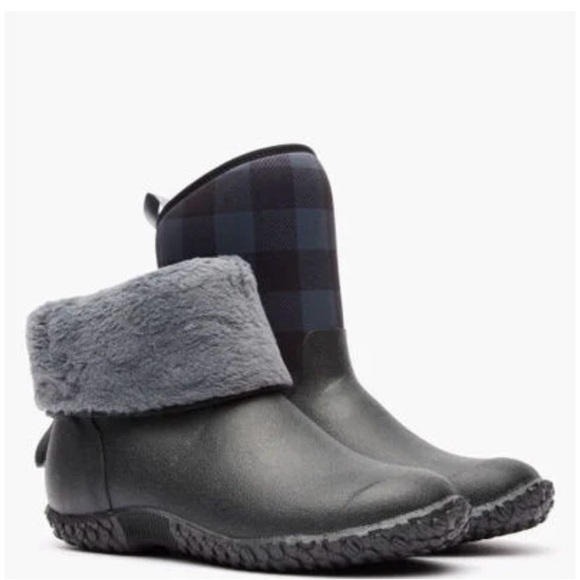 Women's Muck Black and Blue Boots - Picture 2 of 5